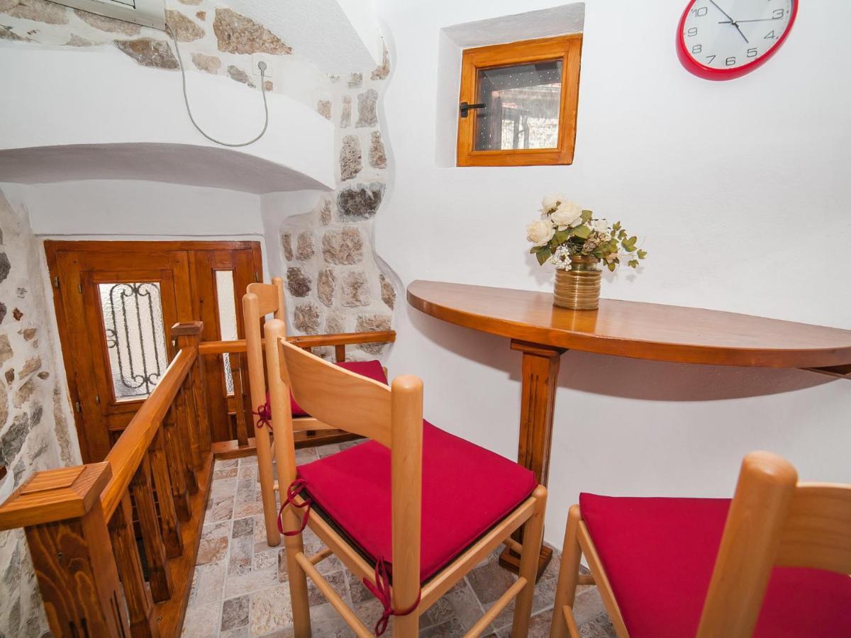 Apartment Alexandra Kotor Luaran gambar