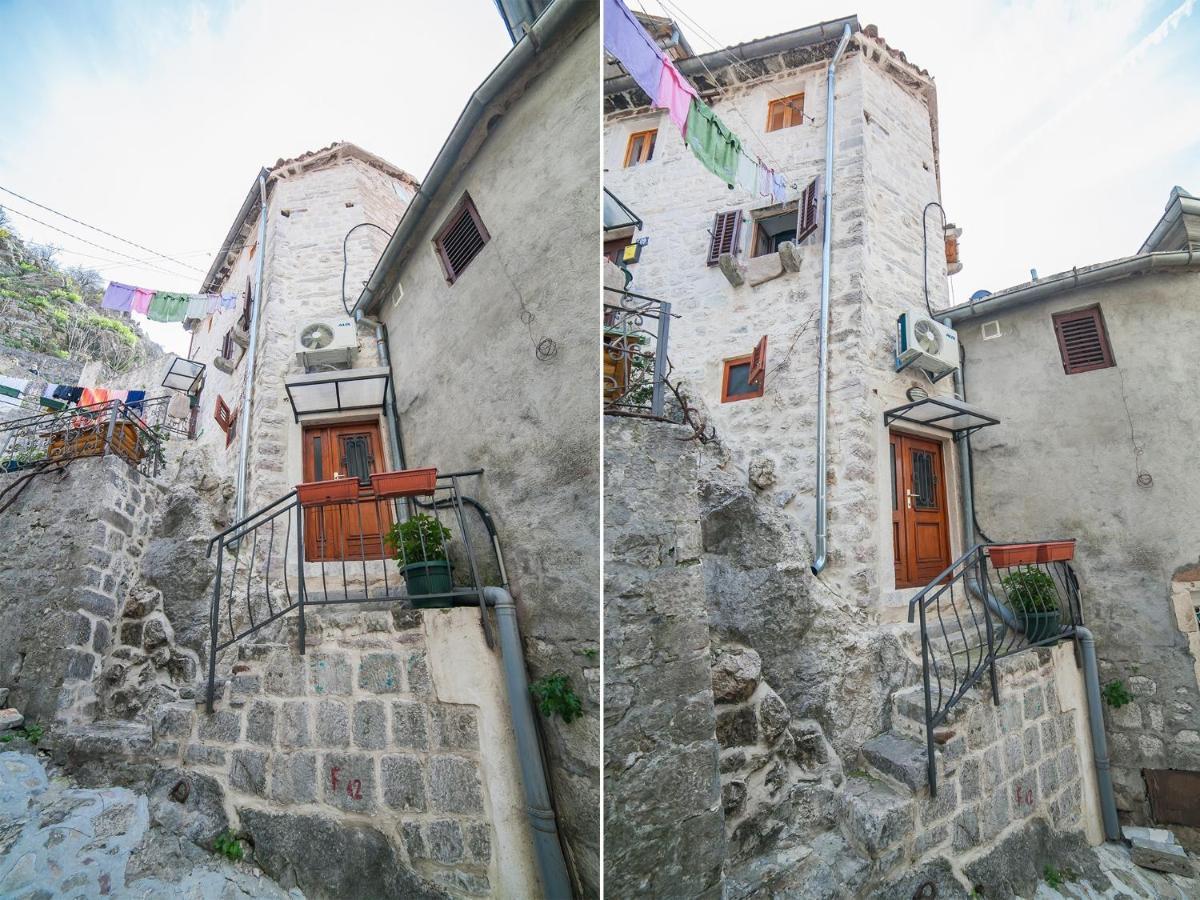 Apartment Alexandra Kotor Luaran gambar